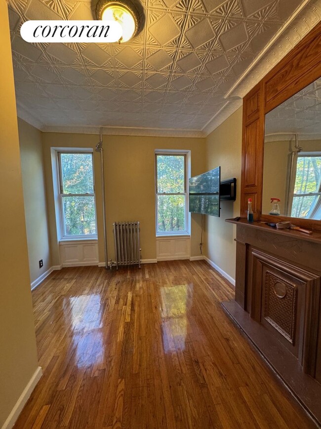 1120 Putnam Ave, Brooklyn, NY 11221