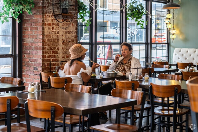 Main Street Pizza Company is a short drive from Oak Grove.