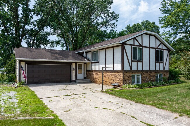 In Roselawn, you’ll find a wide variety of home styles including quaint Tudor homes.