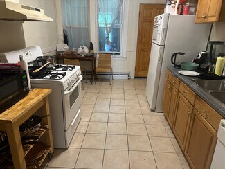 72 Prentiss St Unit 2, Watertown, MA 02472