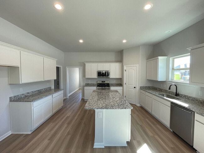 1522 Marshland Ave, Gonzales, LA 70737 - photo 3