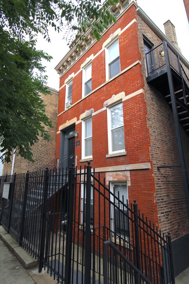 1425 W Cullerton St Unit 3R, Chicago, IL 60608