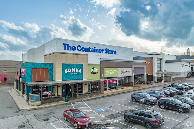 beachwood, OH has many retail and restaurants for community members to enjoy.