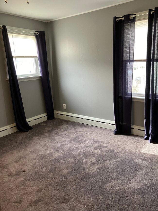 7 Park Ave unit 7 Park Avenue, Claremont, NH 03743 - photo 3