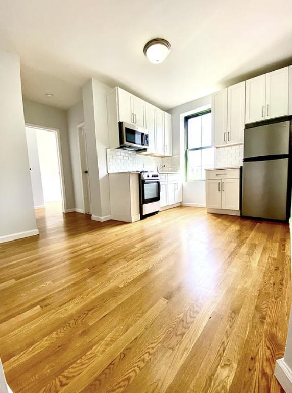 60 Henry St Unit 5, New York, NY 10002