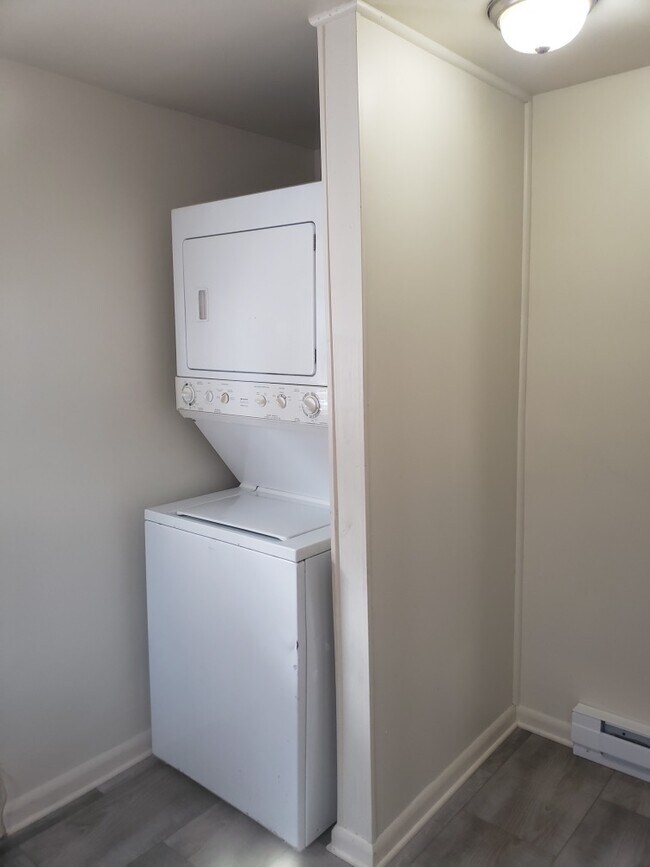 321 Ringgold St unit 321 A, Waynesboro, PA 17268 - photo 4