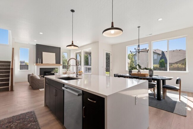 1319 W Malbar St, Meridian, ID 83646 - photo 4