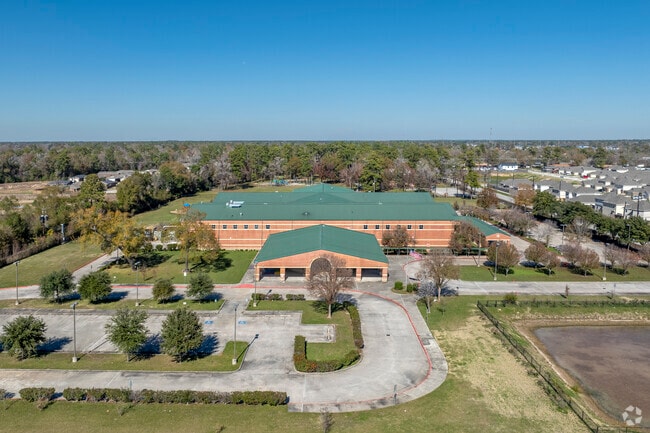 Hiliard Elementary School fosters a positive and collaborative learning environment.