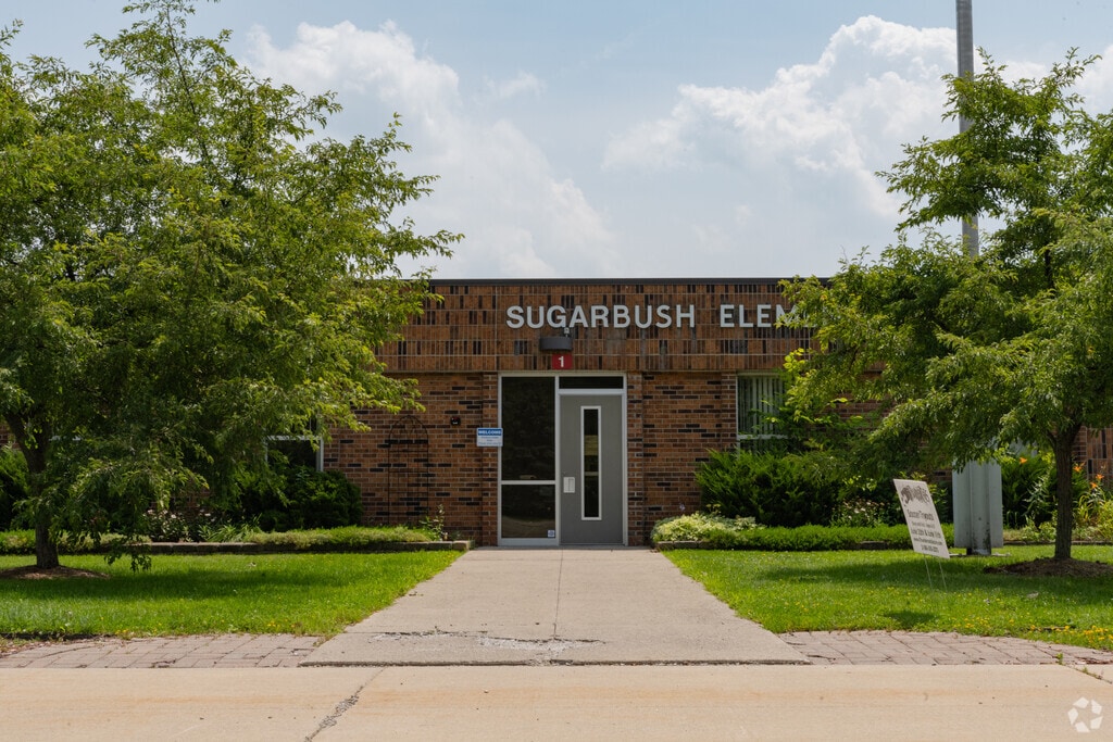 Sugarbush Elementary School has early childhood programs, like Great Start Readiness.