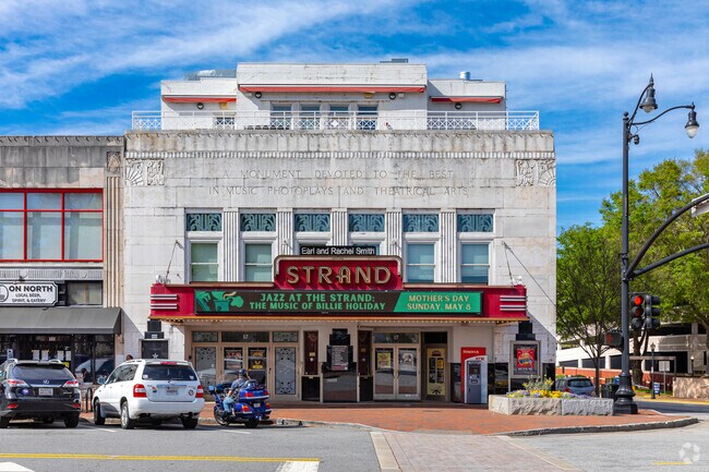Downtown Marietta   Strand Theater   01
