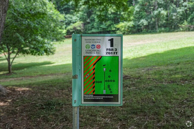 Sandusky Park disc golf park map.