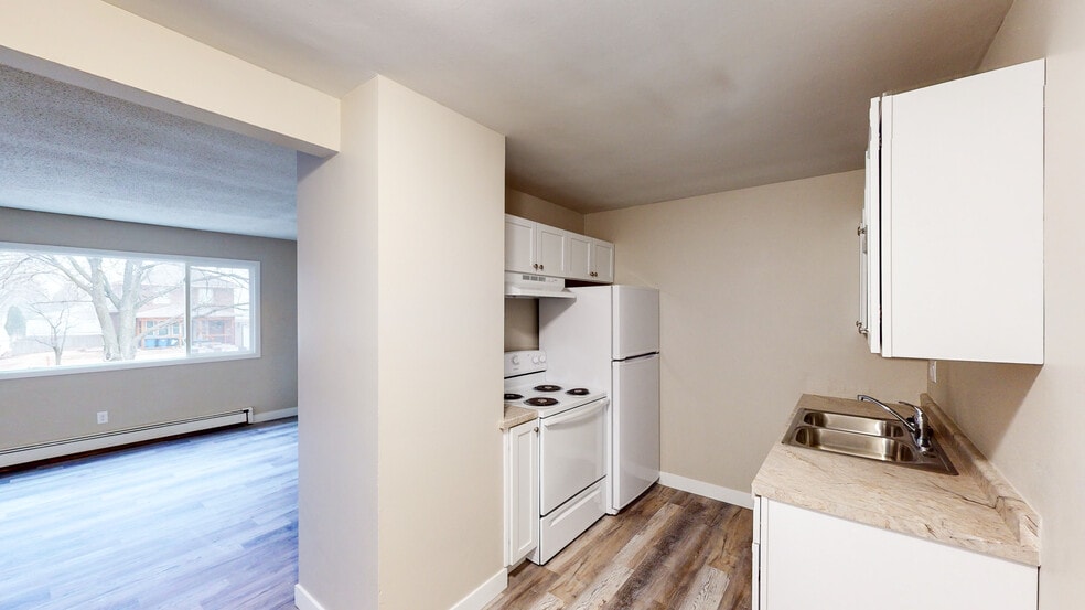 6 Flats Apartments, Sioux Falls, SD 57103 - photo 1