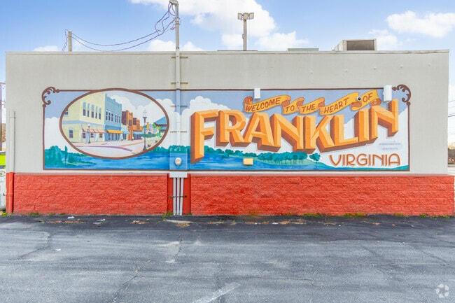 Franklin's welcome mural greets visitors with vivid colors and local history.