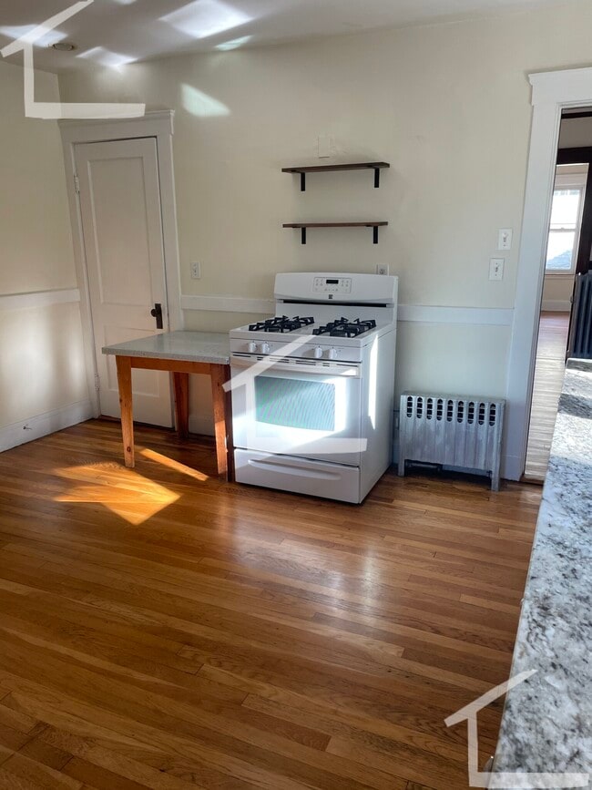 50 Larch St unit 2, Brighton, MA 02135 - photo 2