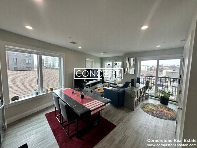 190 Old Colony Ave unit 301B, Boston, MA 02127 - photo 3