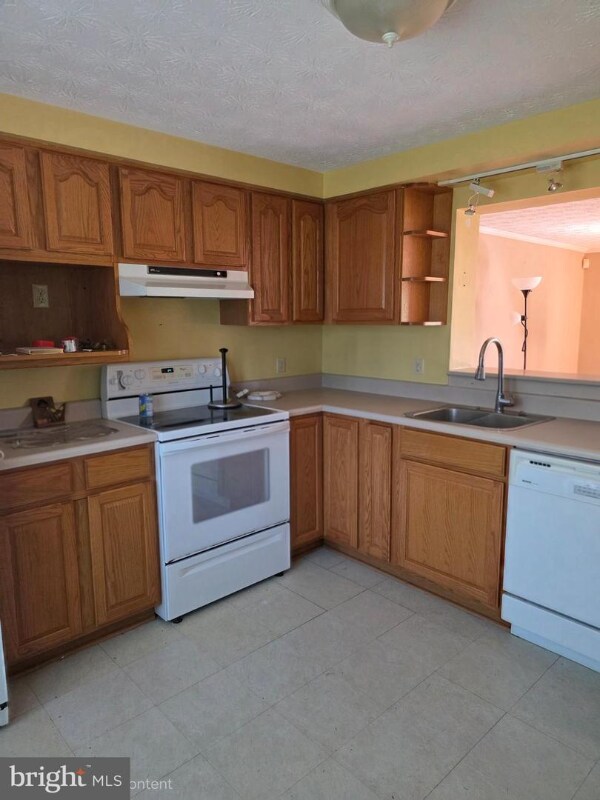 8530 Castlemill Cir, Nottingham, MD 21236 - photo 3