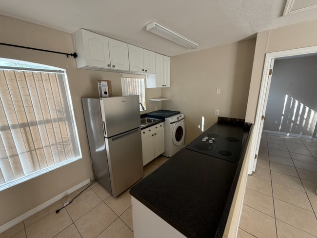 679 Caribbean Dr, Davenport, FL 33897 - photo 5