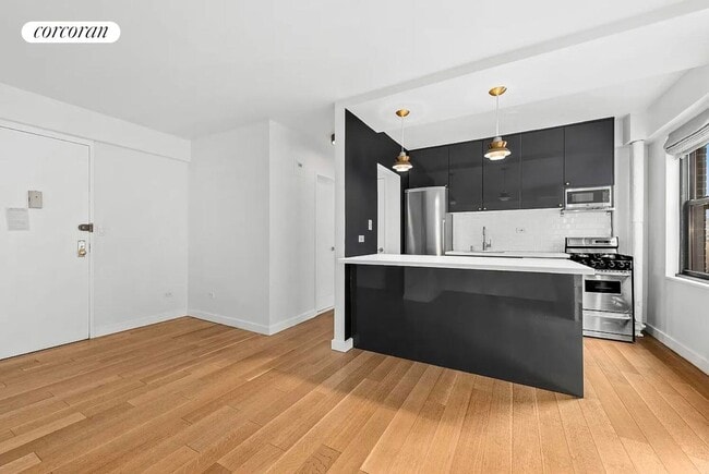 Hillview Towers, New York, NY 10031 - photo 2