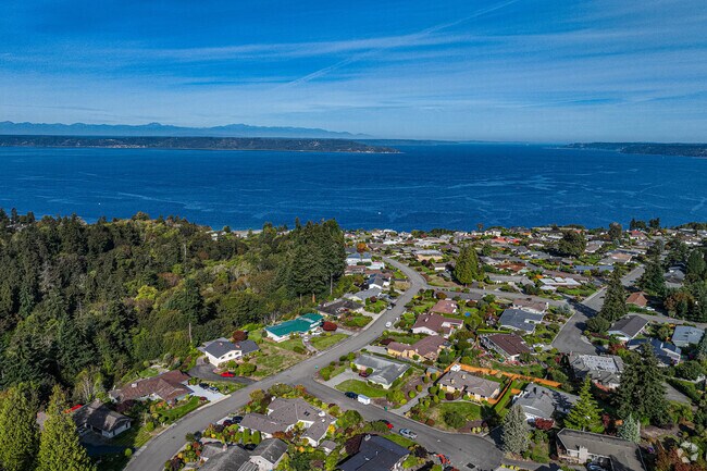 Marine Hills neighborhood main attraction is its proximity to Puget Sound and stunning views.