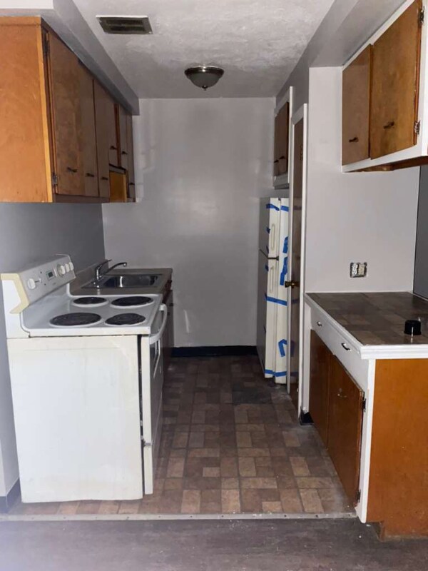 1885 N Taylor Rd unit 403, Cleveland, OH 44112 - photo 5