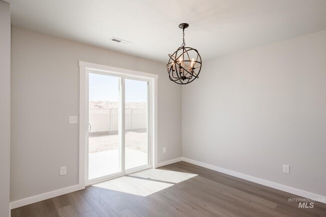 7028 S Old Farm Ave, Meridian, ID 83642 - photo 6