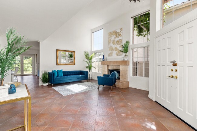 1553 Green Oak Rd, Vista, CA 92081 - photo 6