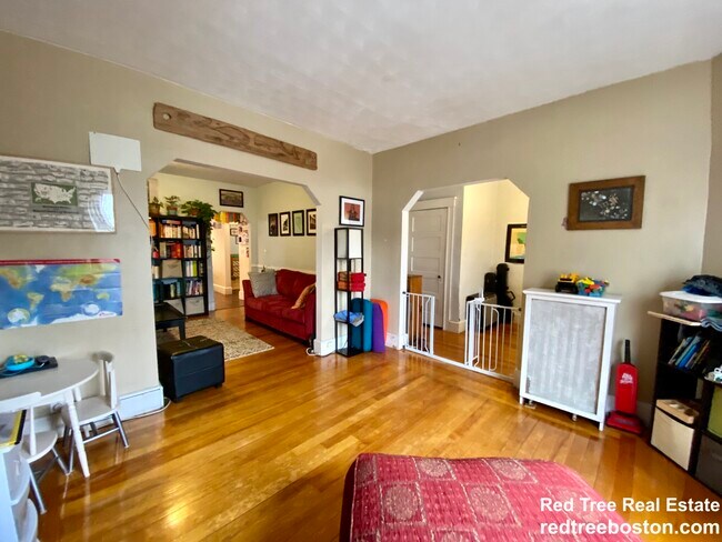 79 Wareham St, Medford, MA 02155 - photo 6