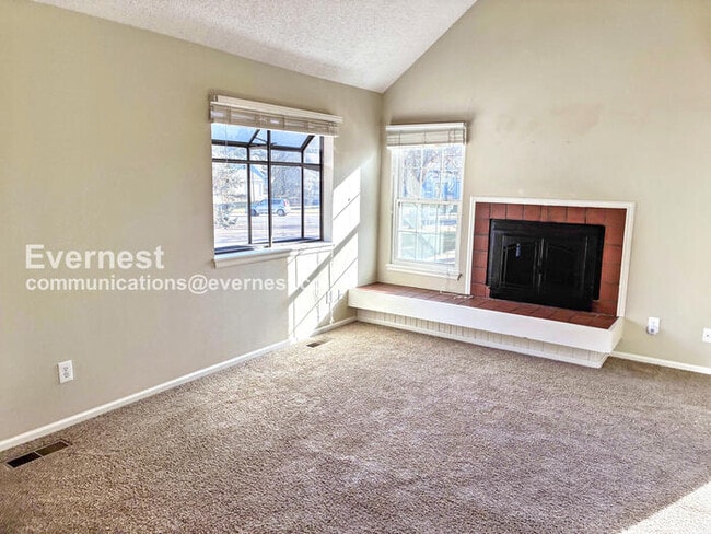 2924 Ross Dr, Fort Collins, CO 80526 - photo 6