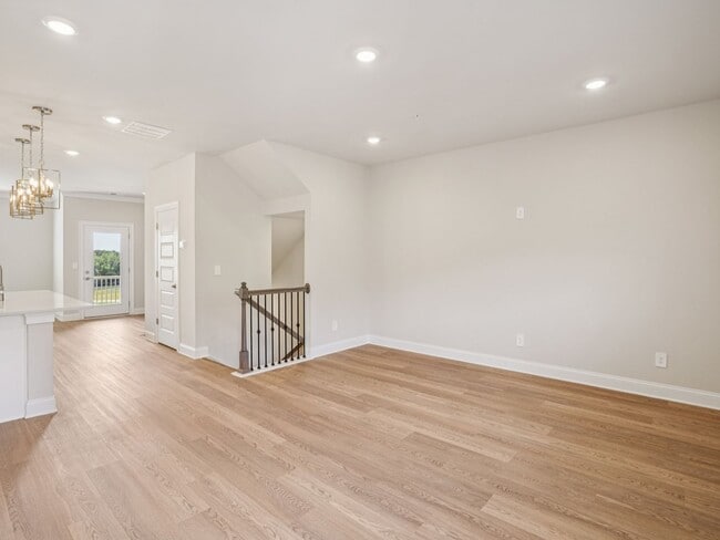 5970 Molo Ln, Cumming, GA 30041 - photo 4