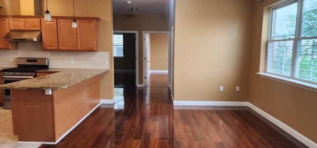 25 Cottage St unit 3, Newark, NJ 07102 - photo 7