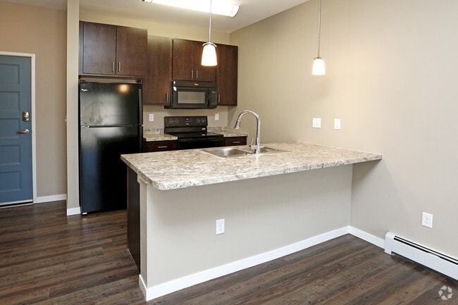 Latitude Apartments, Grand Forks, ND 58201 - photo 4