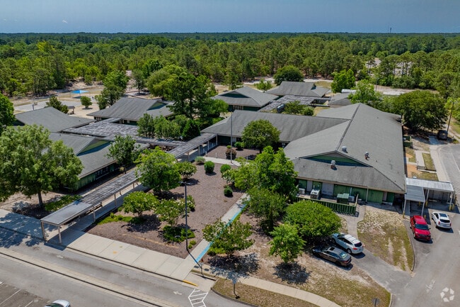Wilmington, NC's Mary C. Williams Elementary School serves children in grades K-5.
