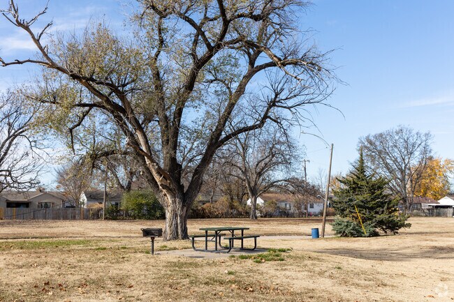 Boeing Park near Wagon Wheel has picnic tables and grills for your next family picnic.