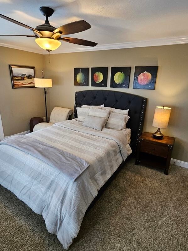 14949.5 Hook Hollow Rd, Russell Center, OH 44072