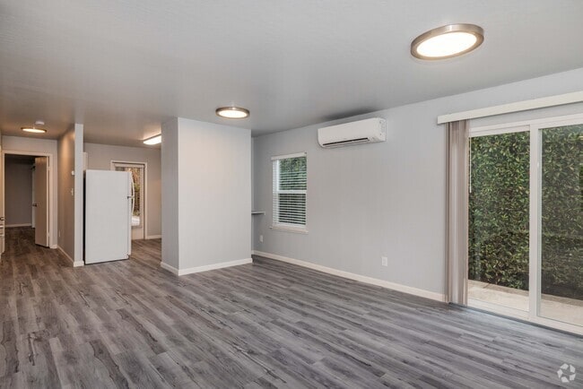 1BR, 1BA -1,200SF - Living Room