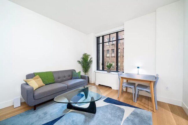 100 Prince St unit 6E, New York, NY 10012 - photo 6