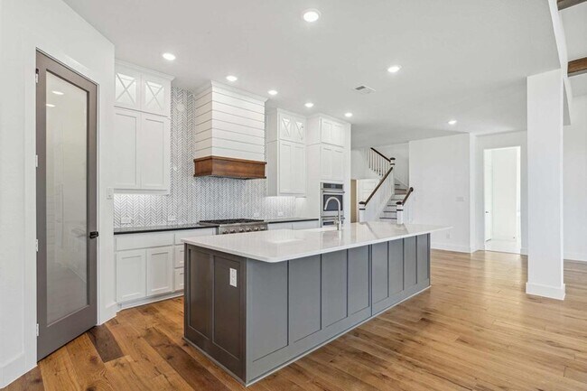 701 Redbrick Ln unit 36461642, Northlake, TX 76247 - photo 4