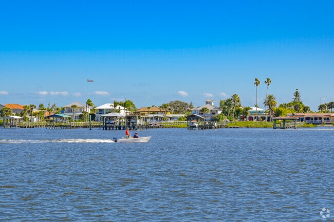 Watch the boats cruise along the Indian River Lagoon at Riverside Park.