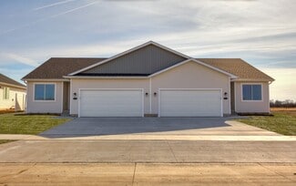 2725 13th St NE, Bondurant, IA 50035