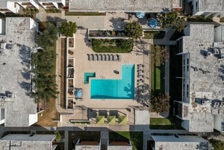 555 Laurie Ln, Thousand Oaks, CA 91360