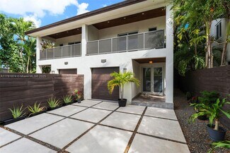 2993 Ruth St, Miami, FL 33133
