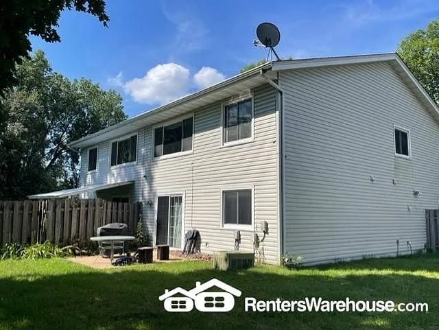 9201 29th Ave N, New Hope, MN 55427 - photo 2