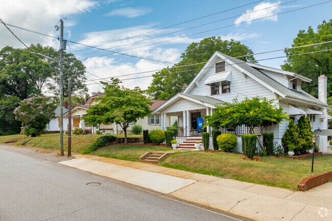 Many of the homes in Ridgeview sit on well maintained roadways with sidewalks.