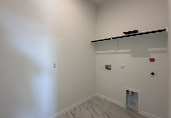 5830 Marsh Ln, Buda, TX 78610 - photo 7