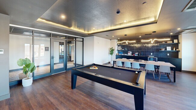 203 Lowell St unit 105, Wilmington, MA 01887 - photo 2