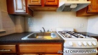 1160 Commonwealth Ave Unit 27, Boston, MA 02134