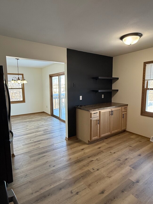 440 Hi View Dr unit 450, Brookfield, WI 53045 - photo 6