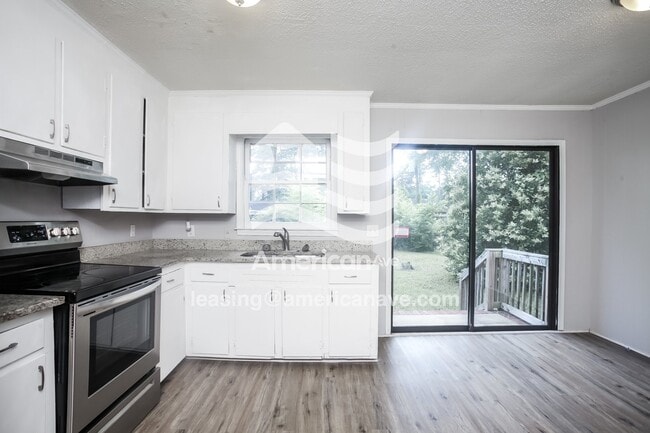 4340 Crestlite Dr, Columbia, SC 29209 - photo 7