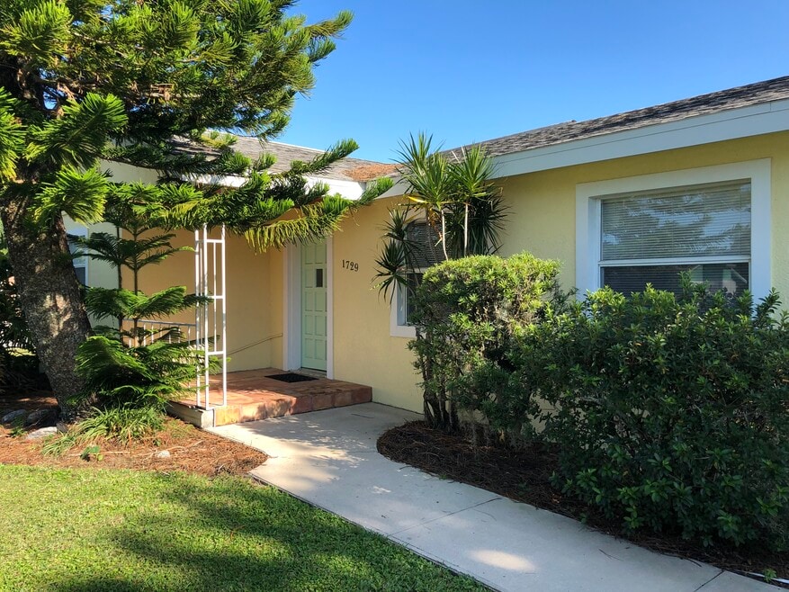 1729 Trimble Rd unit Trimble House, Melbourne, FL 32934 - photo 1