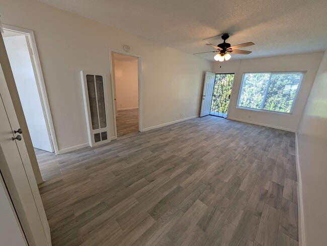 11752 Coldbrook Ave unit C, Downey, CA 90241 - photo 3